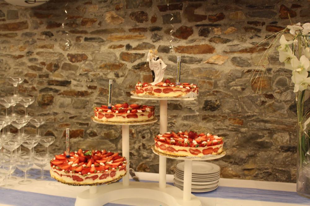 gâteaux à la crème et framboise